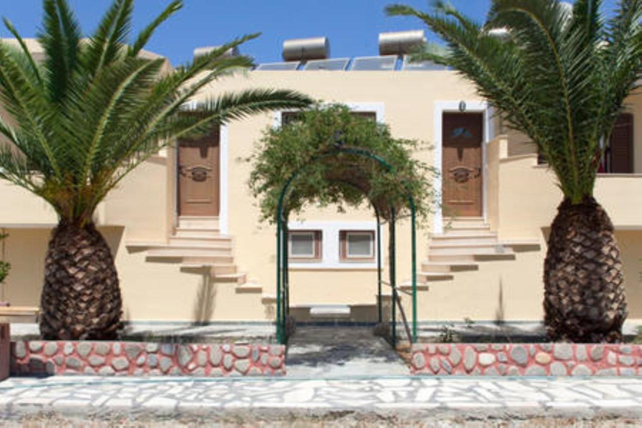 Makis Apartments Agia Fotia Sitia Bagian luar foto