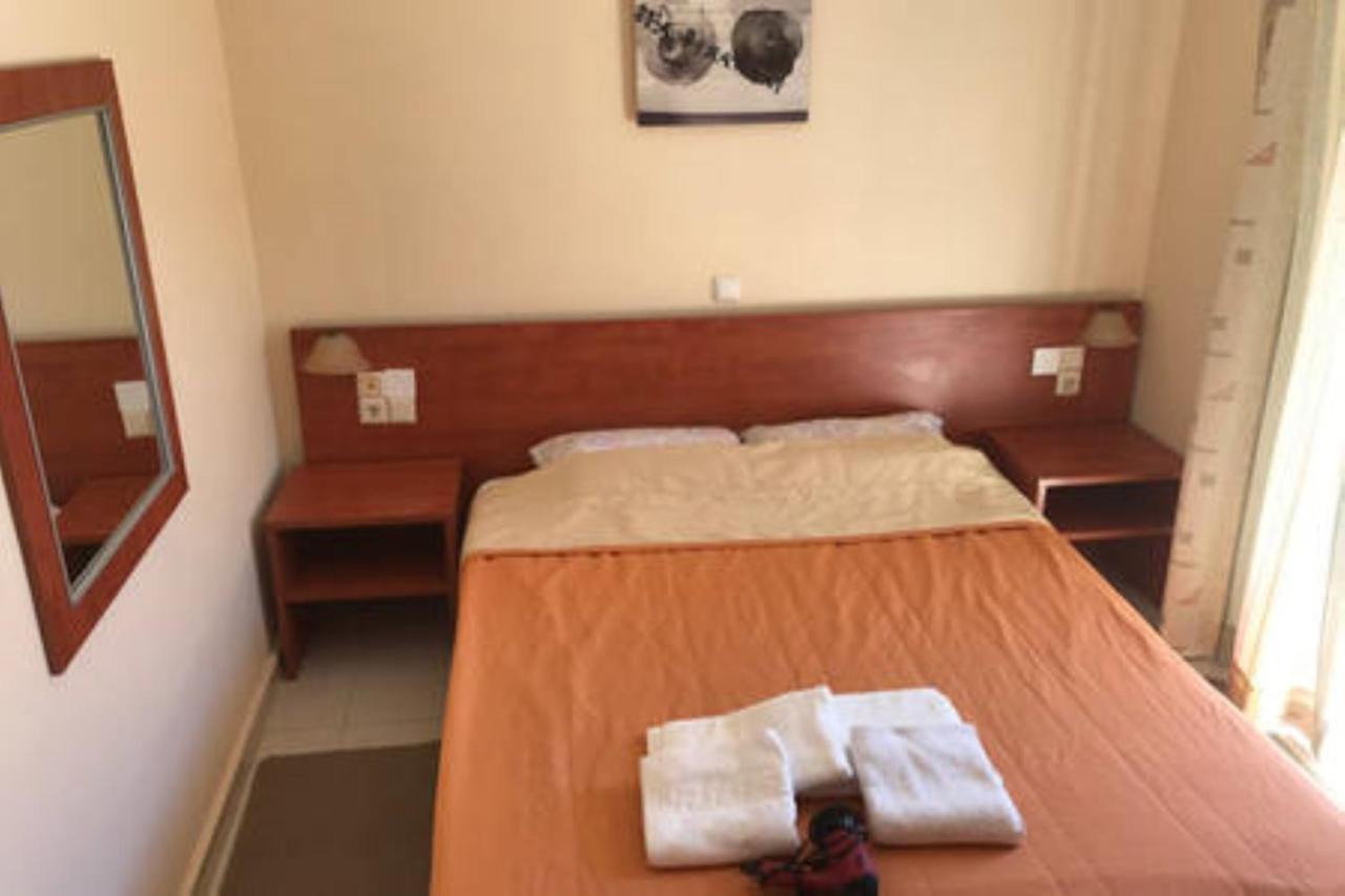 Makis Apartments Agia Fotia Sitia Bagian luar foto