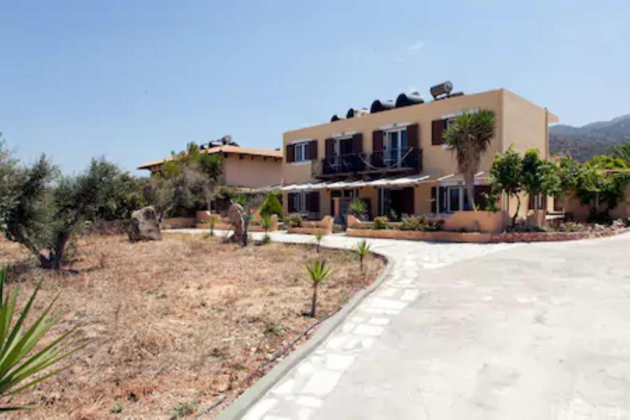 Makis Apartments Agia Fotia Sitia Bagian luar foto